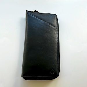 NEW Genuine Leather Passport Holder/Wallet Organizer